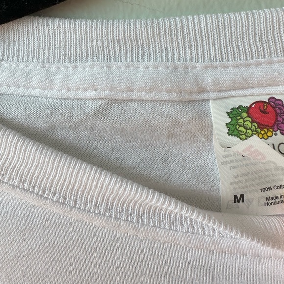 Wolverines Michigan Athletics x Modelo T Shirt - Picture 3 of 6